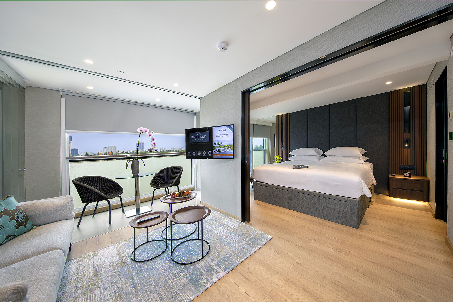 Emerald Waterways - Emerald Harmony - Grand Balcony _2_.jpg